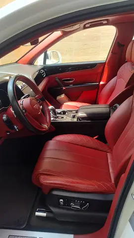 صورة 5 لـ 2017 Bentley BENTAYGA