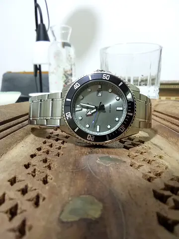 Casio diver silver Stainless Steel Men's Sport Watch with Date Display.