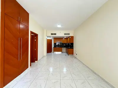 No Commission || Chiller Free || Ready To Move || All Amenities ||
