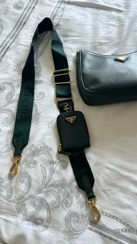 PRADA BAG AUTHENTIC WITH PAPERS FULL SET