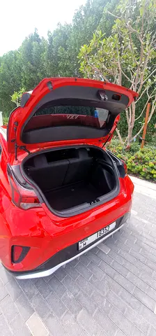 صورة 8 لـ 2019 Hyundai VELOSTER