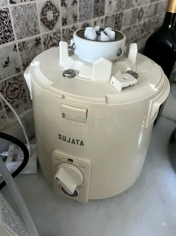 Mixer and grinder SUJATA