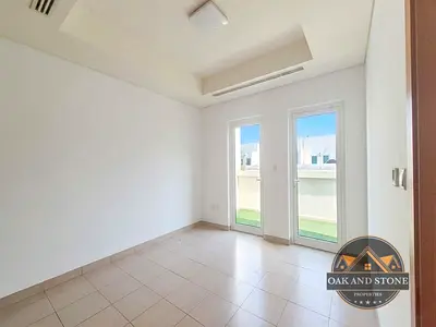 Maid's Room | Vacant Soon | Corner Unit