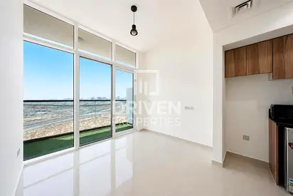 Great Community | Modern Layout | Spacious Unit
