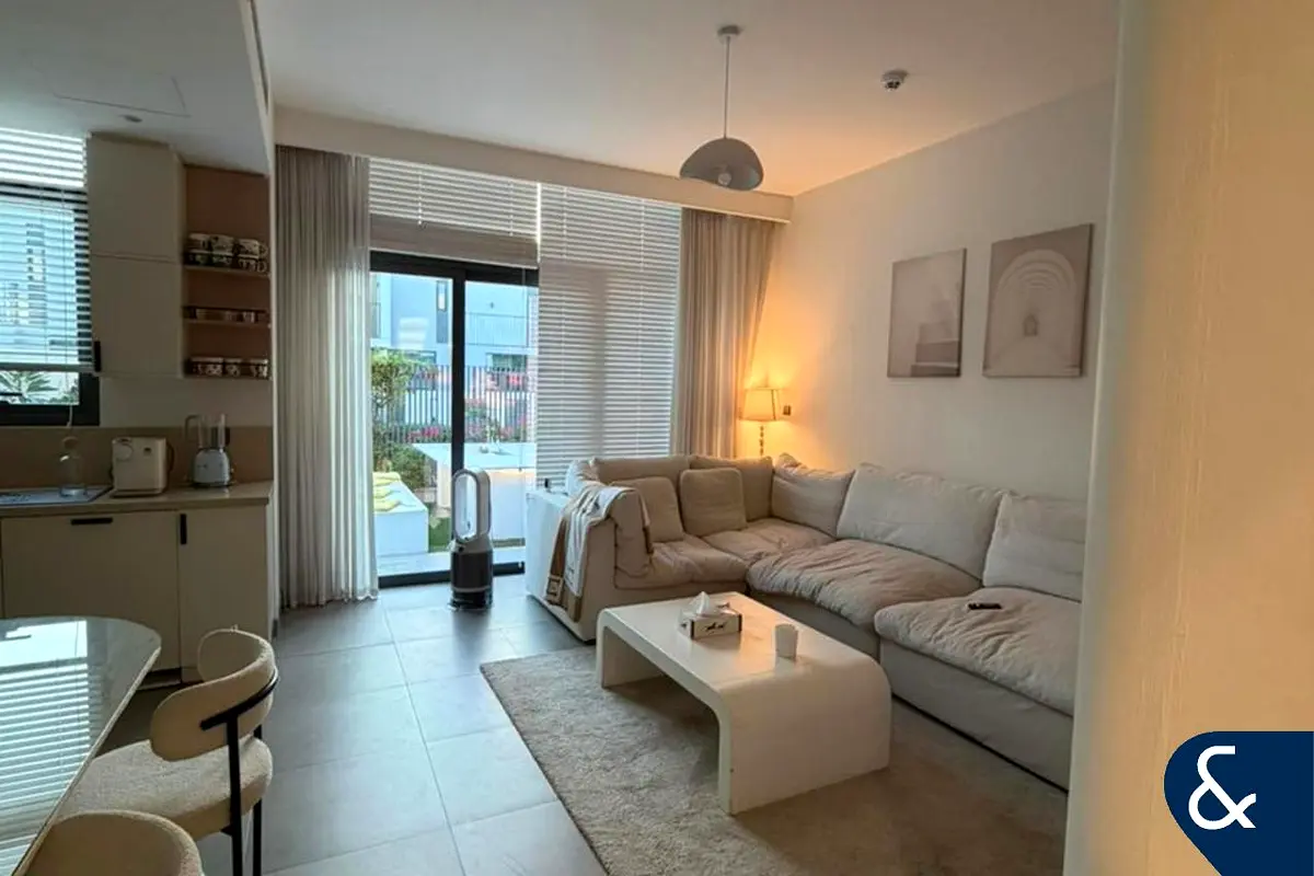 Ruba | Upgraded | Resident Agent | 3 Beds