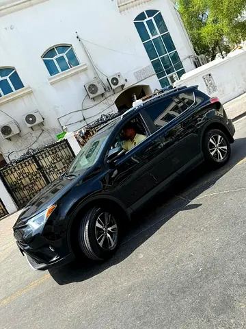 صورة 7 لـ 2018 Toyota RAV 4