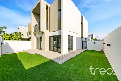 Modern | L-Shape Garden | Corner Unit