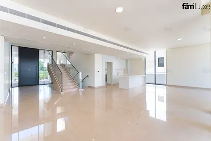 5 Bedrooms | Lagoon View | Branded Residence