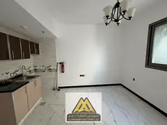 Second-hand studio apartment with central air conditioning. Excellent location behind Delta Center, 