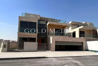 Luxury Mansion | Lagoon Views | Mortgageable