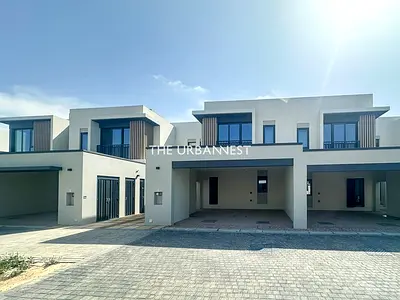 Vacant | Landscaped | Near Park | Great Locarion