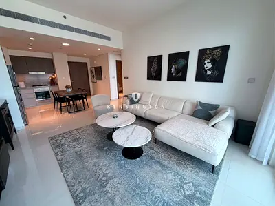 Fully Furnished 1-Bedroom | Stunning Palm View