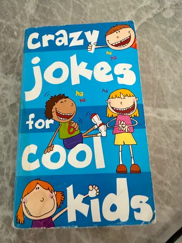 Crazy Jokes for Cool Kids - Paperback joke book