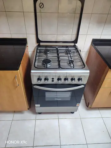 Gas cooking range 60x60 excellent condition