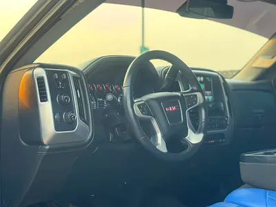 2017 GMC SIERRA thumbnail 11