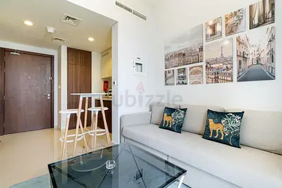 1 bedroom apt in business bay burj khalifa& park view @6500 AED
