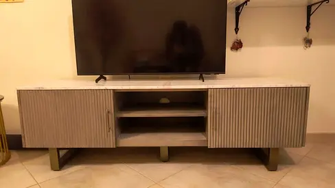 Elegant TV marble stand
