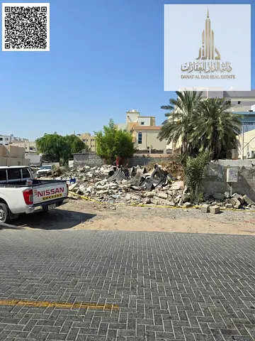 Prime Location | Residential Investment | Large Plot Size | Great Development Opportunity Description: Excellent investment plot for sale in a prime