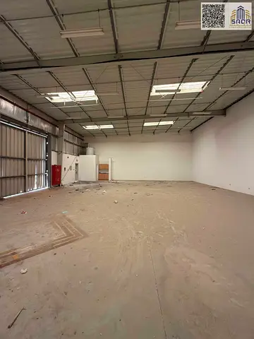 2,500 sqft | on the Main Street | prime location