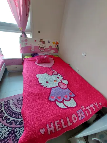 Hello Kitty Single Bed Set - Kids Mattress, Headboard and Bedspread (Pink)
