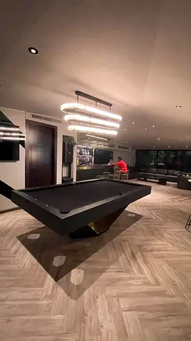 Billiard Table 898