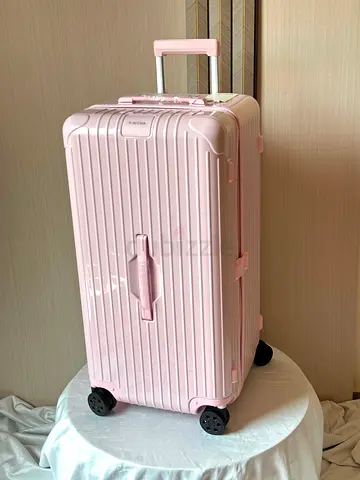 Rimowa Essential Trunk plus