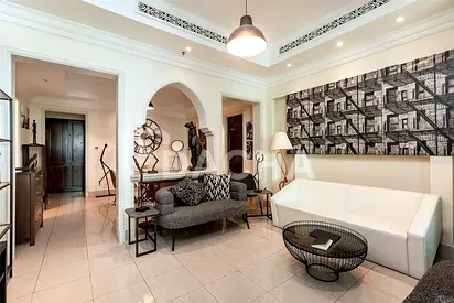 VOT | Prime Location | Minutes Beside Dubai Mall