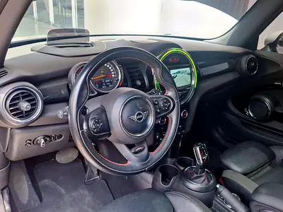 صورة 9 لـ 2019 MINI COOPER