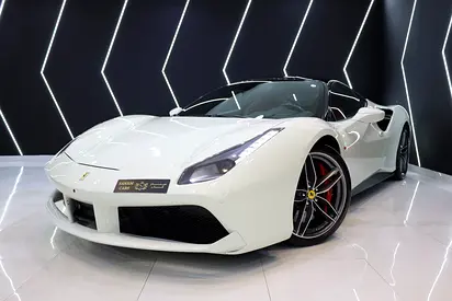 Ferrari 488 GTB 2017, Bianco Avus Exterior, Passenger Display, Very Low KM, GCC Spec!!