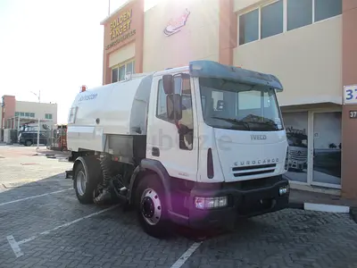 IVECO 140E21 4X2 SWEEPER TRUCK 2009