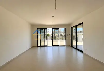 4BR+M Brand New Townhouse - Near Community Park