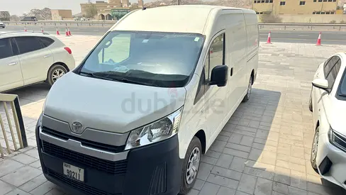 Toyota Hiace DLX 2023 GCC Specs