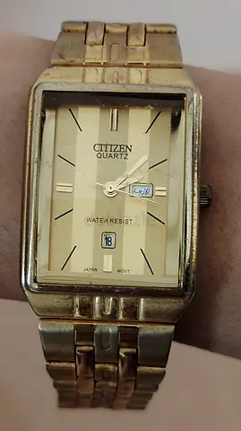 Gold-tone Citizen Quartz Rectangular Men's Watch - Needs Cleaning