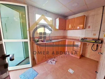 Spacious 1 Bedroom Hall with Balcony Near Bus Stop