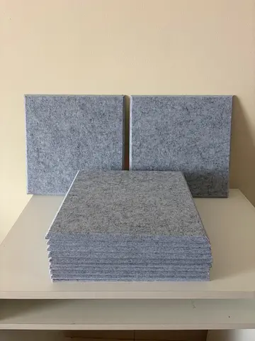 High-Density Felt Acoustic Soundproof Wall Panels (Pack of 12 / Light Grey)