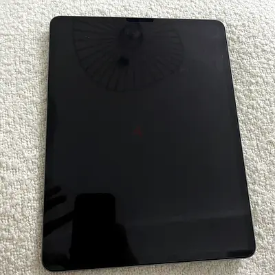 Apple iPad (12.9)- Space Gray - Good Working Condition