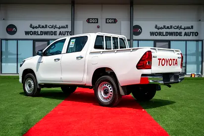 2026 Toyota HILUX 照片 3