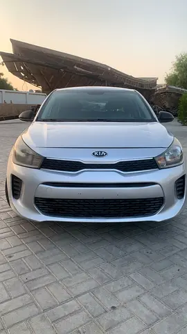 2018 KIA RIO 照片 4