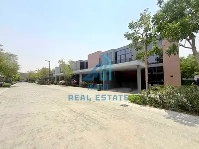 منزل تاون هاوس واسع ومفروش بالكامل مكون من 4 غرف نوم | سنديان ماسار | منزل عائلي