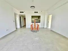Huge 2-Bedroom Apartment with Both Master Bedrooms & Closed Kitchen