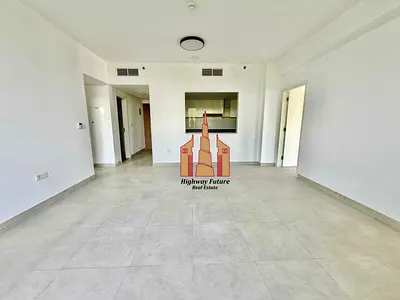 Huge 2-Bedroom Apartment with Both Master Bedrooms & Closed Kitchen
