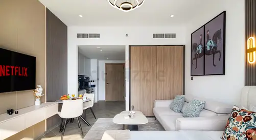 Studio Sharing – Looking for One Male Roommate