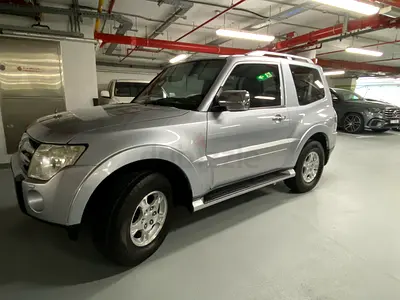 Mitsubishi Pajero 2008 GLS Medium Line GCC Specs