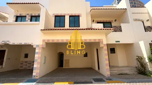 Spacious 5 Bedroom Villa With 2 Parking & All Amenities
