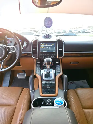 صورة مصغرة 13 لـ 2015 Porsche CAYENNE