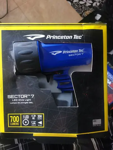 Princeton Tec Sector 7 700 Lumen LED Dive Light - New in Box