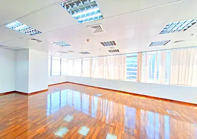 READY TO MOVE | UNFURNISHED | SPACIOUS