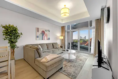 Large One Bedroom in Palm Jumeirah with Beach Access