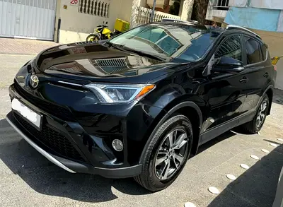 Toyota Rav4 2018 | Canadian specs | Fully Loaded SUV.