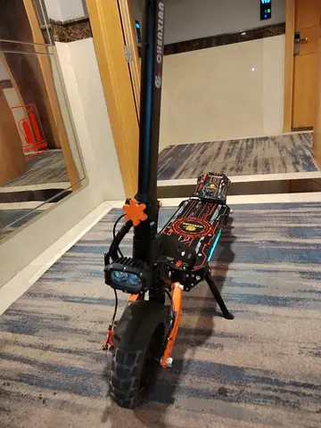 Used Powerful Electric Scooter with Large Tires and Headlight